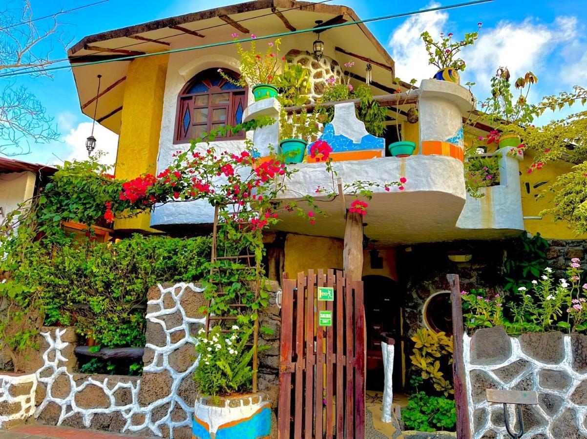 Casa del Lago Lodging House Puerto Ayora  Exterior foto