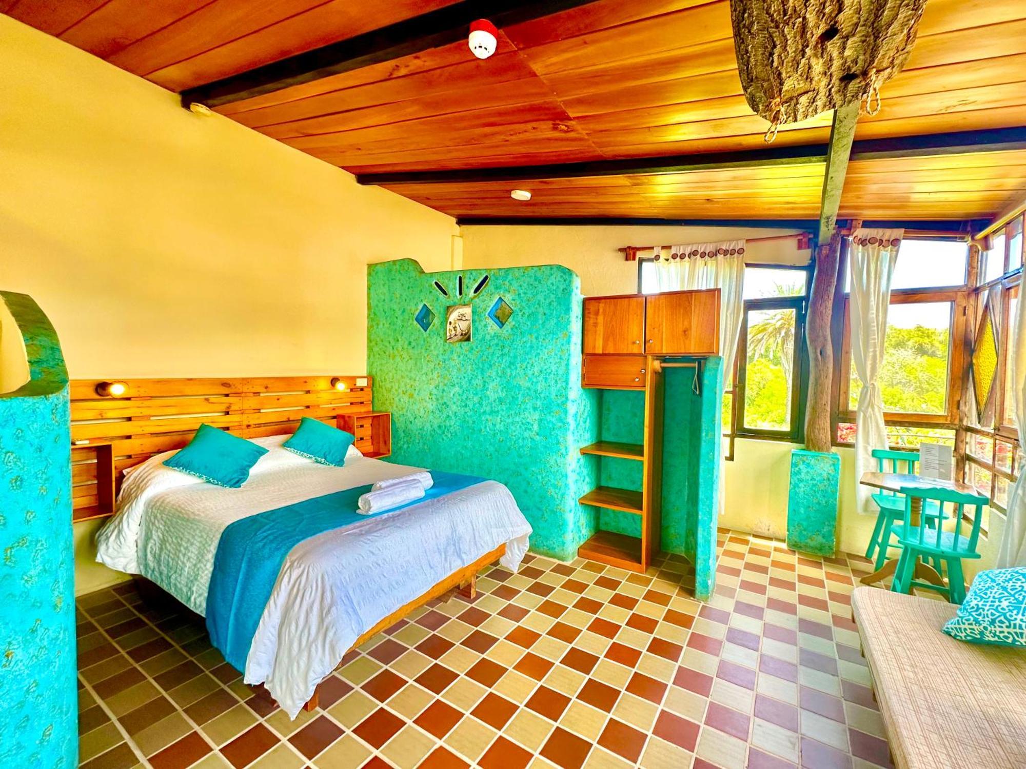 Casa del Lago Lodging House Puerto Ayora  Exterior foto